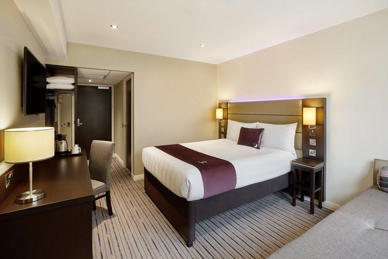 Premier Inn Chelmsford City Centre Eksteriør billede